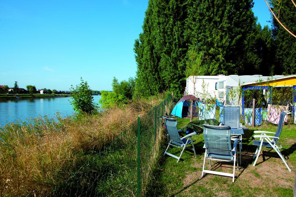 Camping International De Maisons-Laffitte Hotel Екстериор снимка