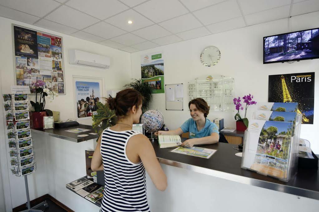Camping International De Maisons-Laffitte Hotel Екстериор снимка